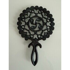 ✿ Vintage Boho Cast Iron Trivet Ornate Scroll Handle Rustic Kitchen Wall Decor